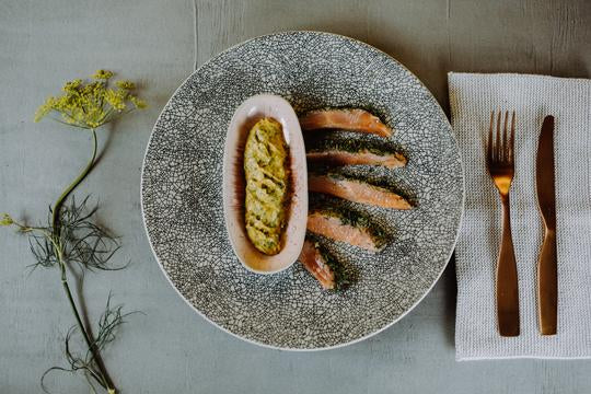 Hausgebeizte Lachsforelle mit Honig-Dill-Senf-Sauce